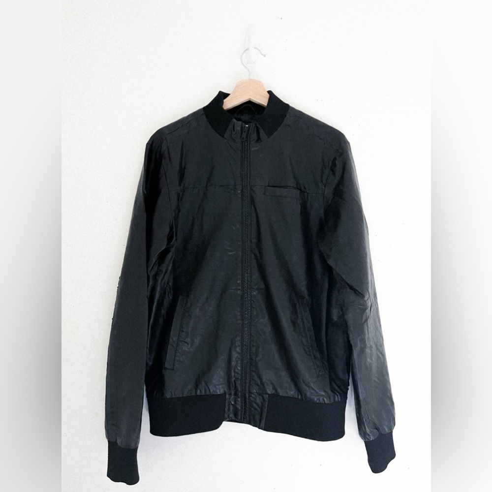 Distressed Worn In Black Vegan Faux Leather Bomber Jacket 50s 70s Look Sz Small